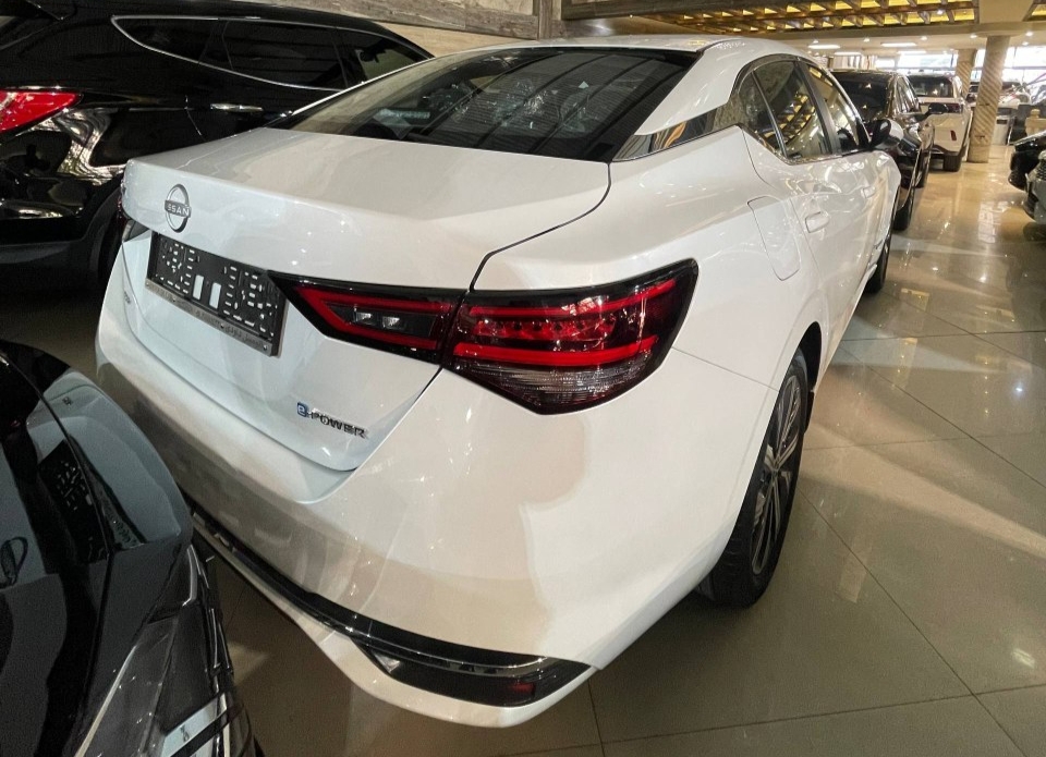 نیسان | سلفی