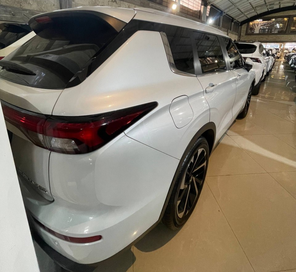 میتسوبیشی | اوتلندر