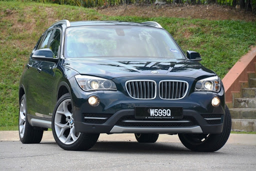 بررسی BMW X1 نسل اول نمایشگاه اتومبیل داودی